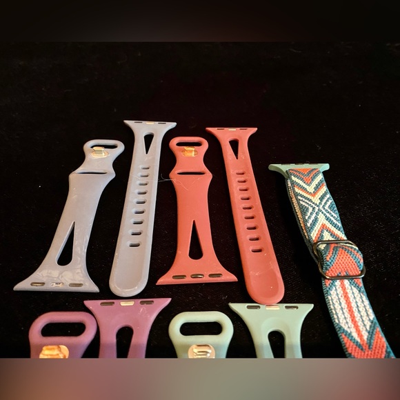 MOVING SALE-Bundle of Silicone iWatch Bands, 1 Stretchy Band, 40mm Apple Watch - Picture 4 of 5